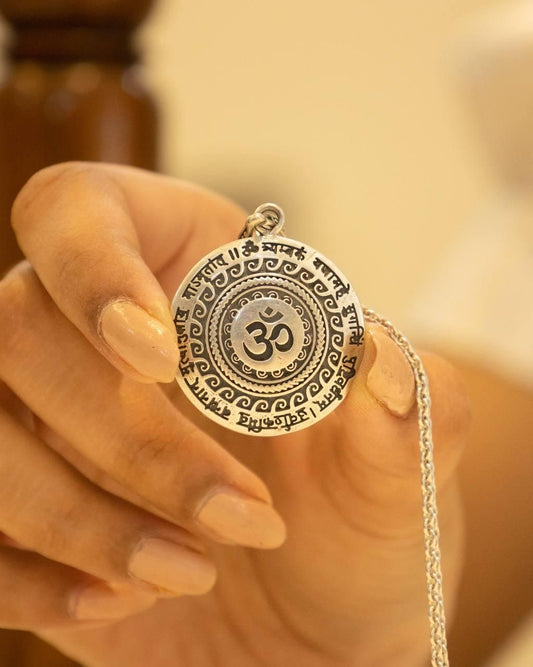 OM Mantra Pendant: High-Quality Spiritual Jewelry for Everyday Wear